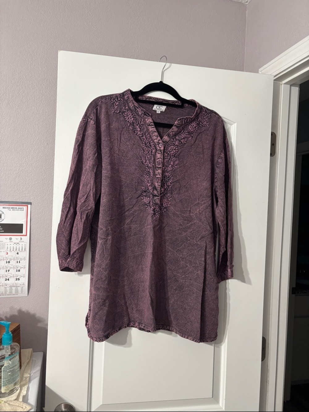 Embroidered V-Neck Tunic in Plum